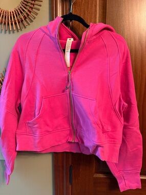 lululemon athletica Hot Pink Cropped Scuba